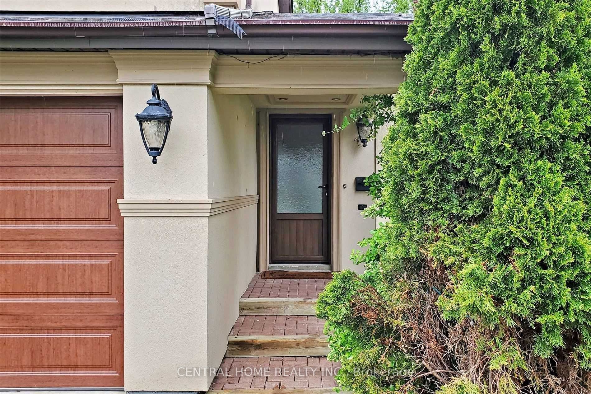 Additional image 5 of 18 Mayvern Crescent, Richmond Hill, ON, L4C 5J4