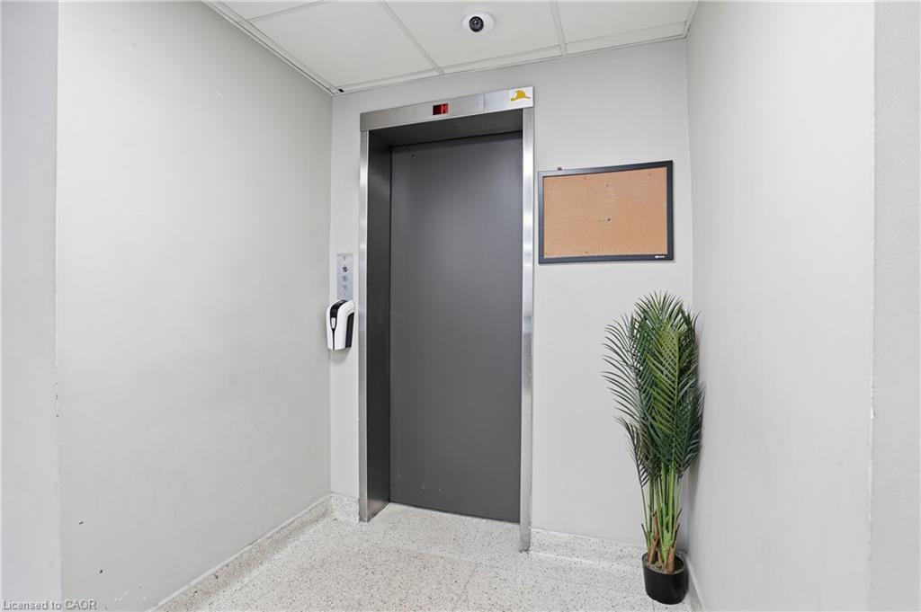 Additional image 5 of 303-30 Summit Avenue, Hamilton, ON, L8V 2R8