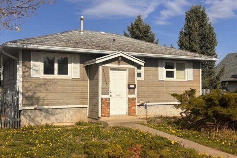 Additional image 7 of 1238 8 Street N, Lethbridge, AB, T1H 1Z4