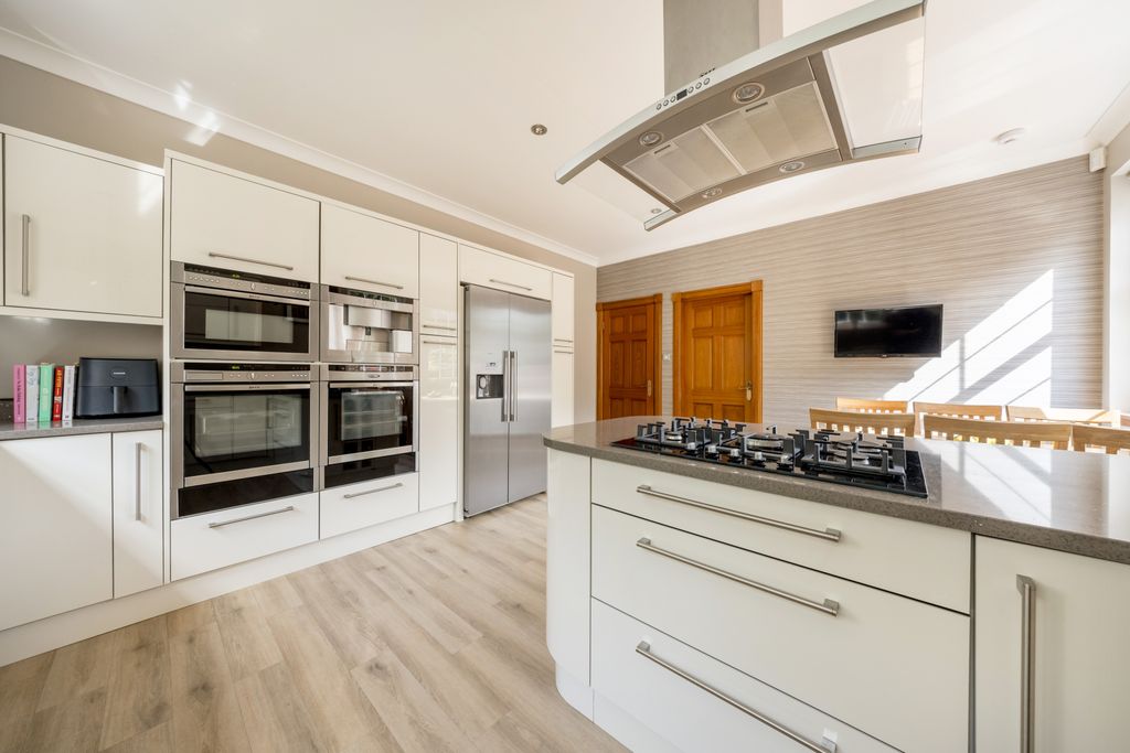 Additional image 11 of 5 bed villa for sale1 South Steil, Glenlockhart, Edinburgh EH10