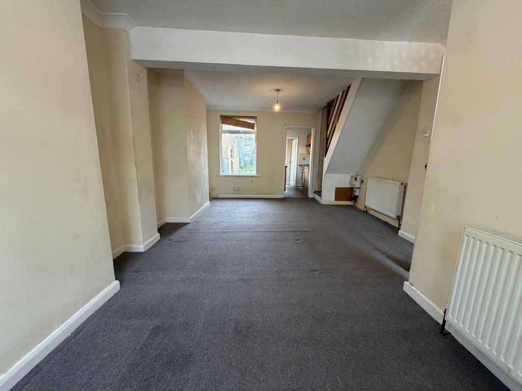 Additional image 4 of 2 bed terraced house to rentLeyton Road, Southampton SO14