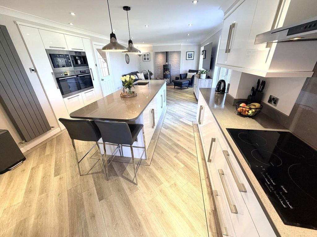 Additional image 19 of 5 bed detached house for saleParklands Way, West Park, Hartlepool TS26
