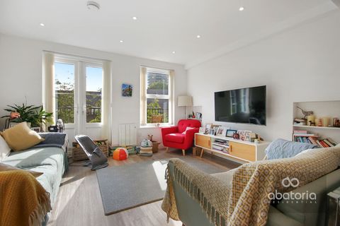 Riverside Mansions, Milk Yard, Wapping, London E1W