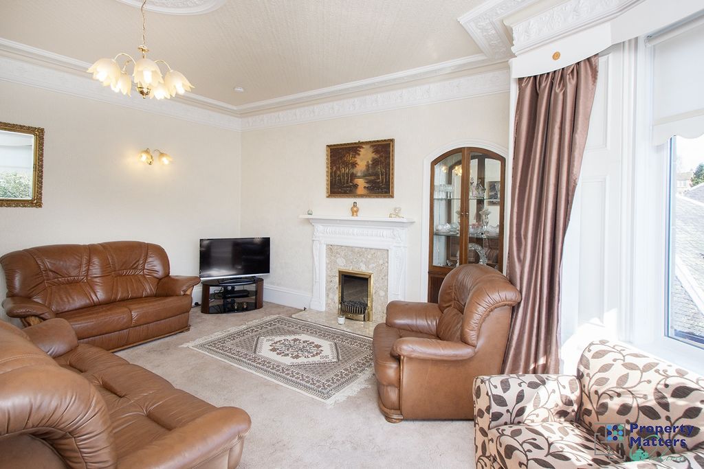 Additional image 6 of 3 bed flat for saleGrange Terrace, Kilmarnock KA1