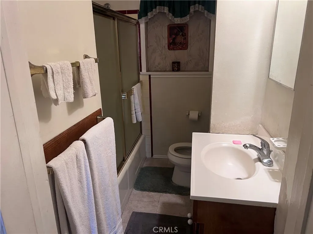 Additional image 12 of 414 E 137th St, Los Angeles, CA 90061