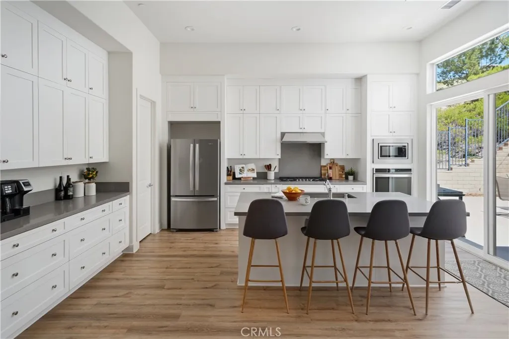 Additional image 50 of 19045 Martino Court, Saugus, CA 91350