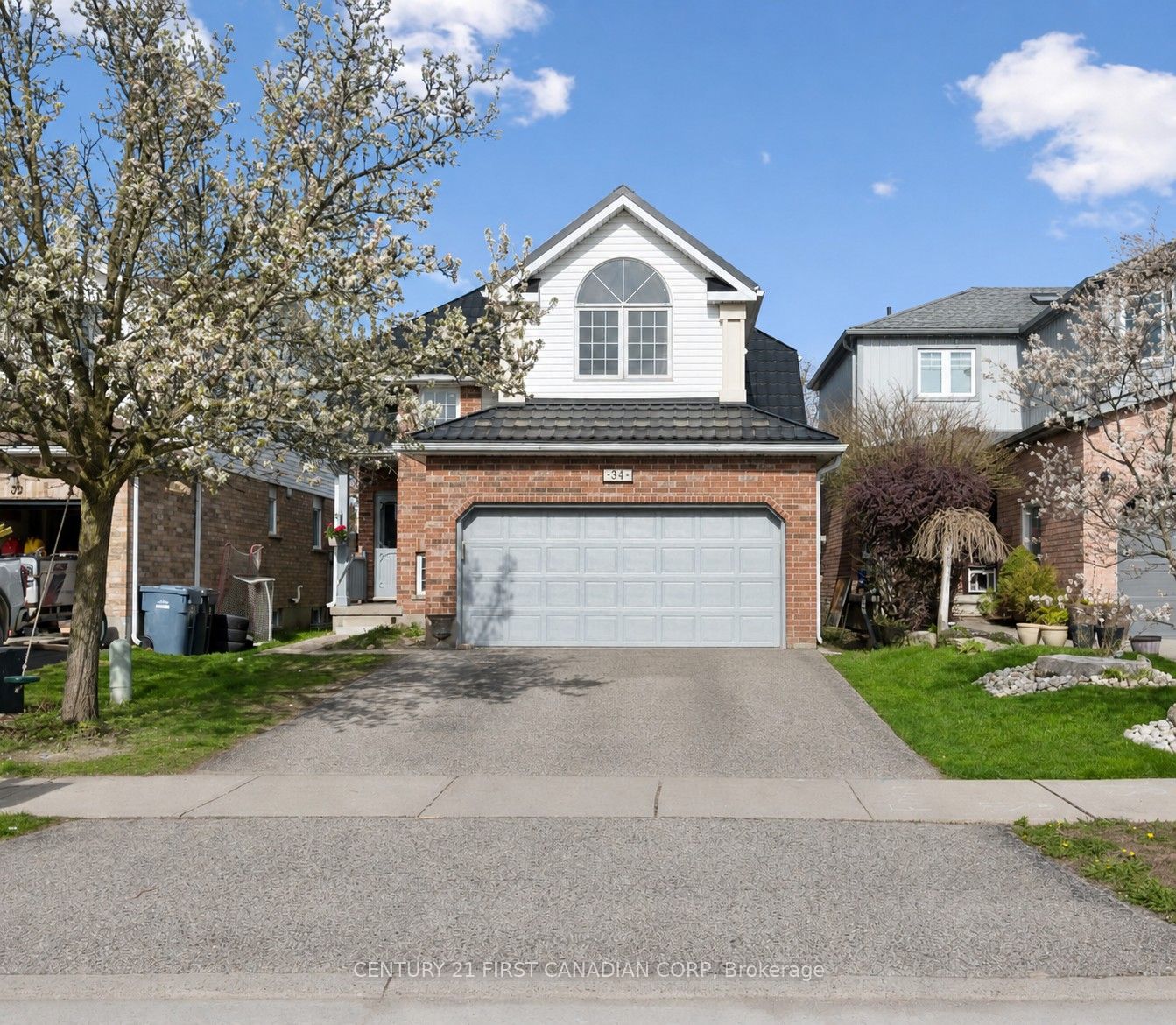 34 Waxwing Crescent, Guelph, ON, N1C 1E3 photo 5