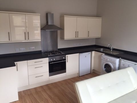 Carlton Road, Polygon, Southampton SO15, Property to rent