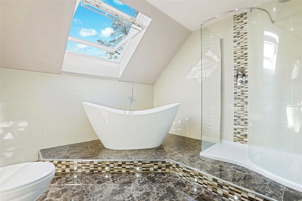 Additional image 23 of 3 bed cottage for saleRoughrigg Farm Road, Longriggend, Airdrie, North Lanarkshire ML6