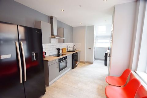 84 Walbrook Road, Derby DE23, Room to rent
