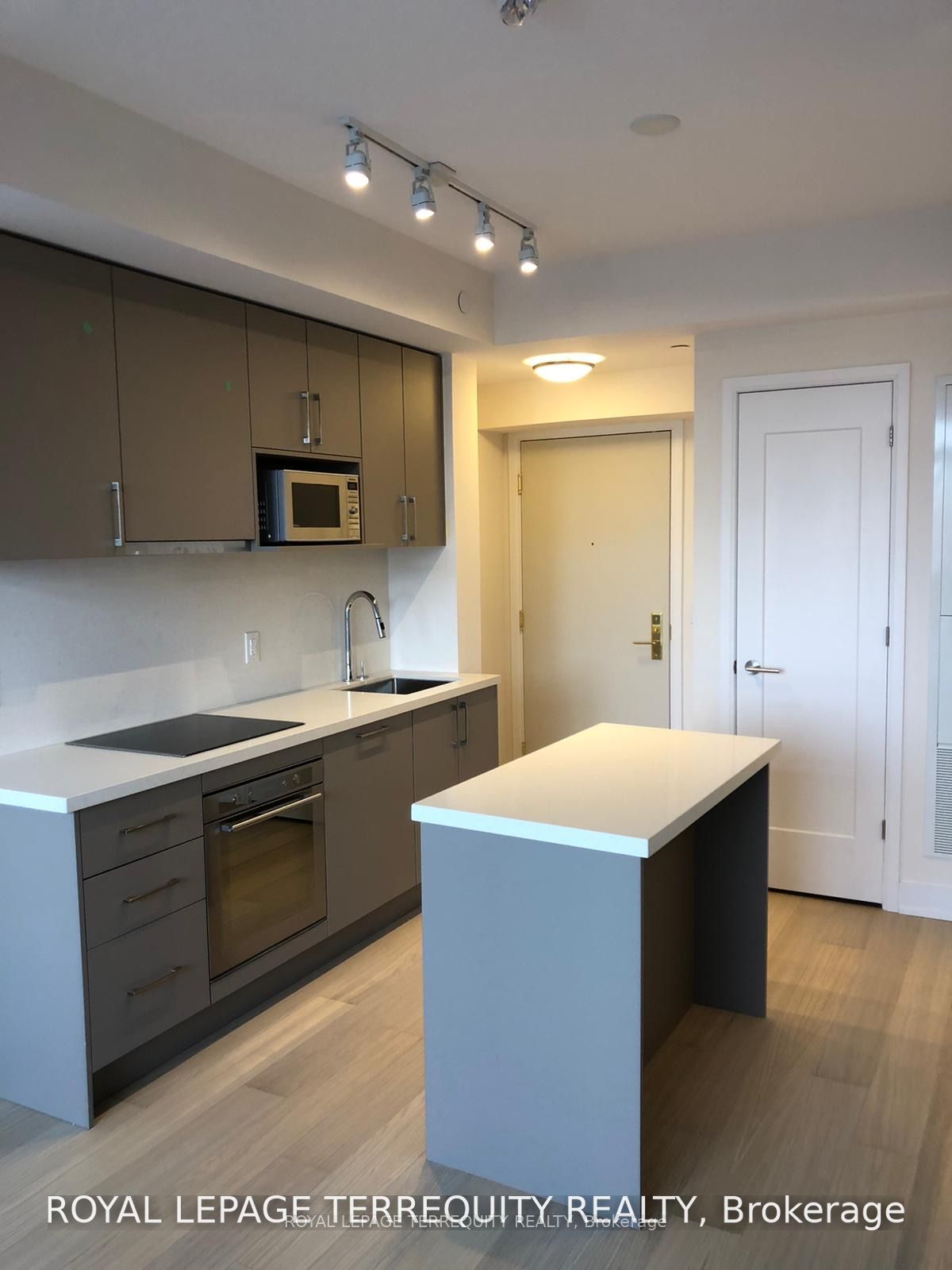 Additional image 3 of 1705-88 Cumberland Street, Toronto, ON, M5R 1A3