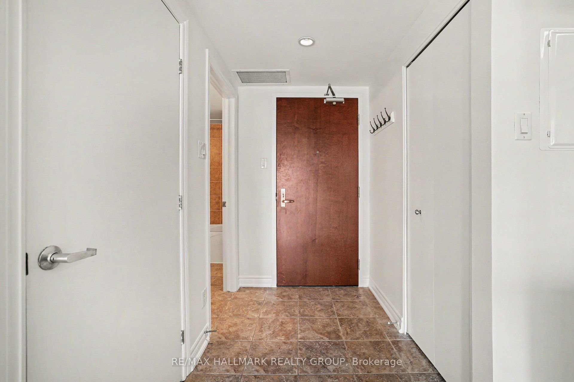 Additional image 6 of 1304A-234 Rideau Street, Ottawa, ON, K1N 0A9