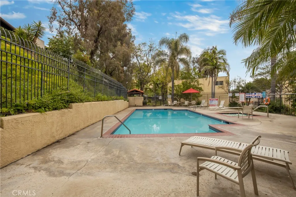 Additional image 25 of 9562 Via Bernardo, Burbank, CA 91504