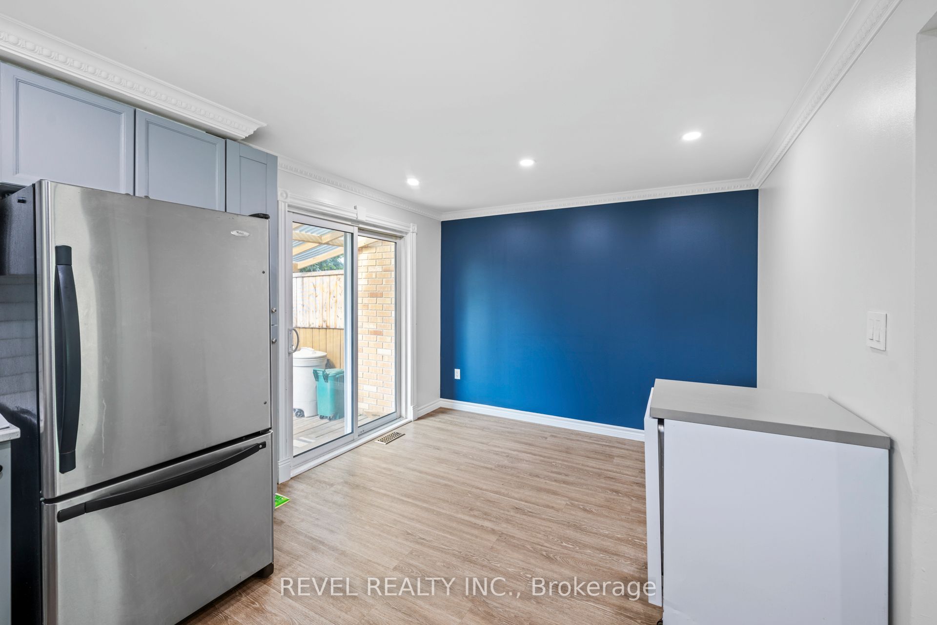 574 Mortimer Drive, Cambridge, ON, N3H 5M6 photo 5