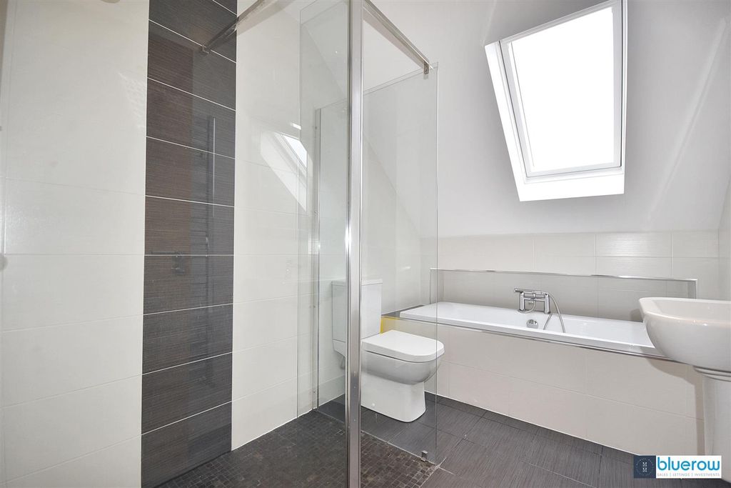 Additional image 15 of 3 bed flat to rentHall Road West, Liverpool L23