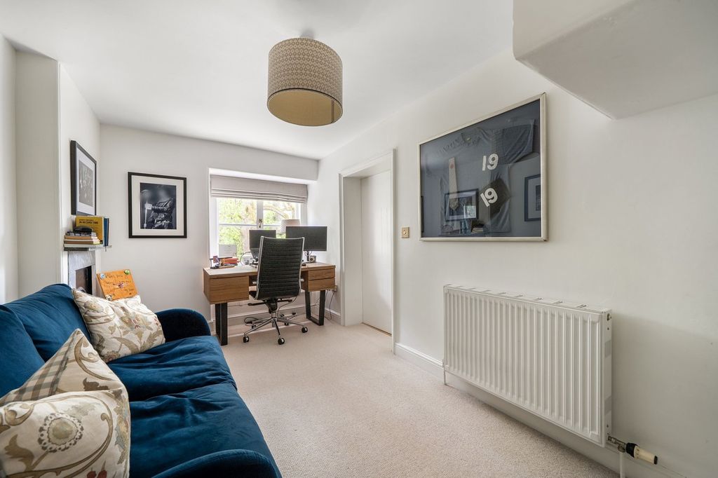 Additional image 9 of 3 bed flat for saleThrupp Lane, Thrupp, Stroud GL5