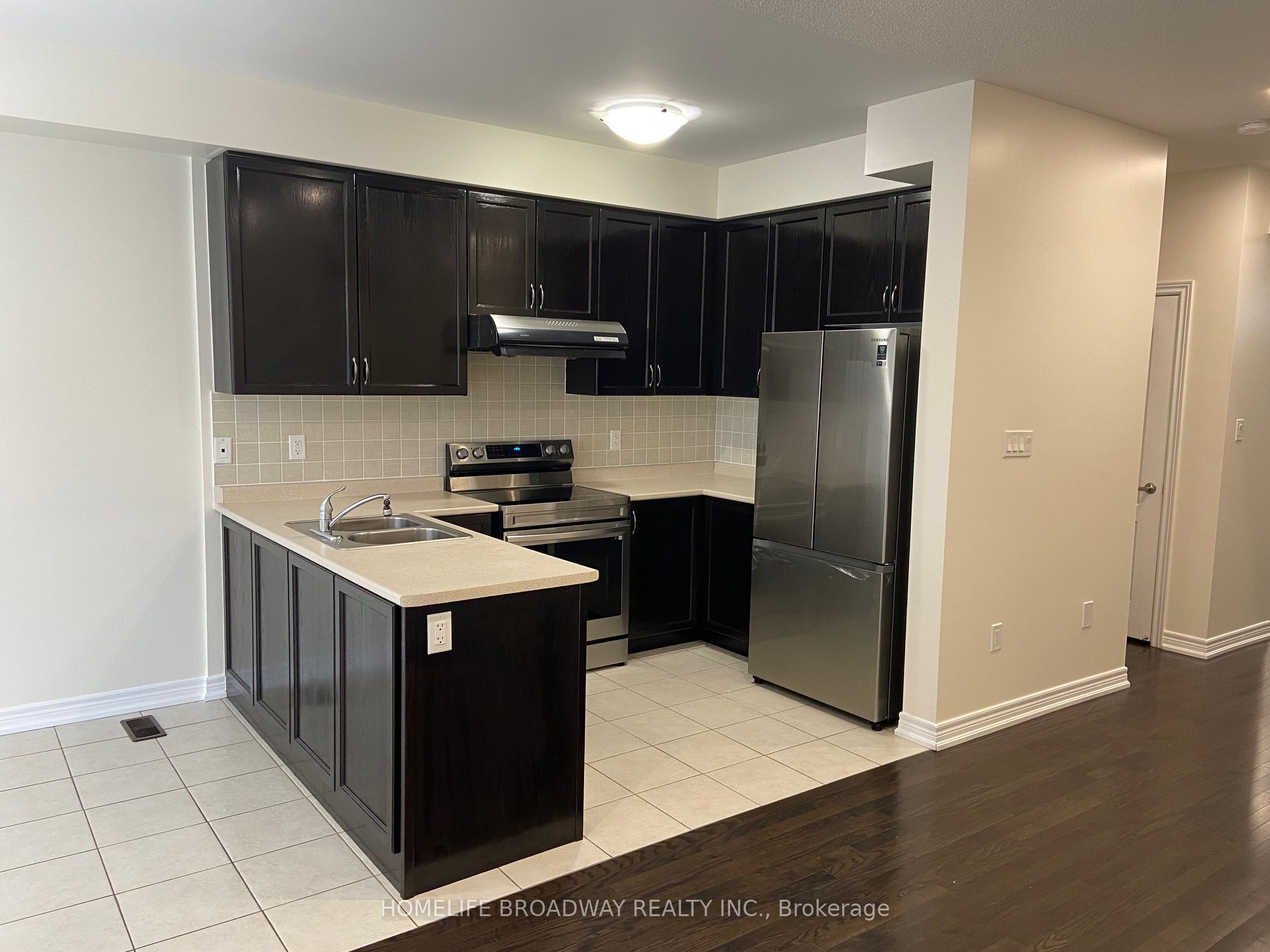 878 Castlemore Avenue, Markham, ON, L6E 0P3 photo 4