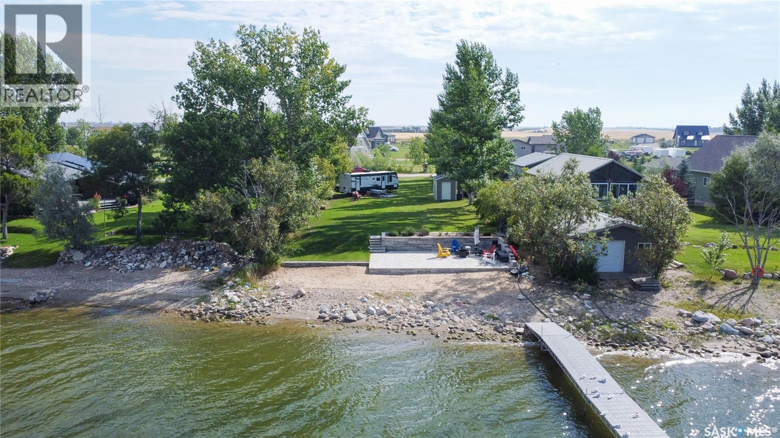 80 Gordon DRIVE