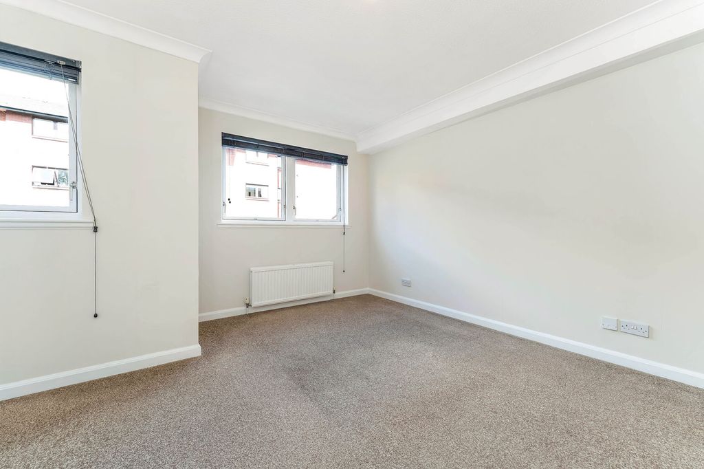 Additional image 6 of 3 bed flat for sale2 Glasclune Court, North Berwick, East Lothian EH39