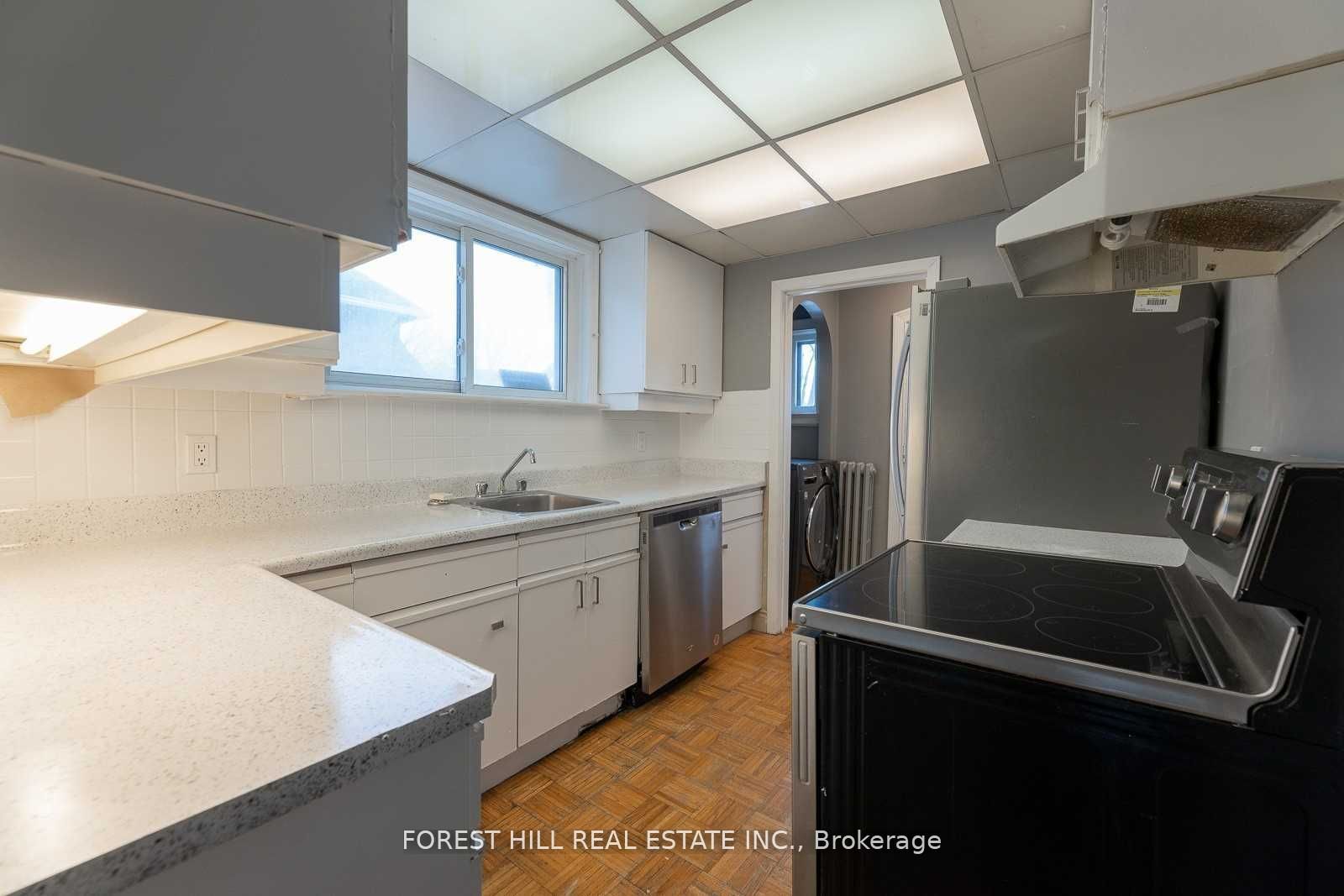 Additional image 4 of 6 Park Hill Road, Toronto, ON, M6C 3M9