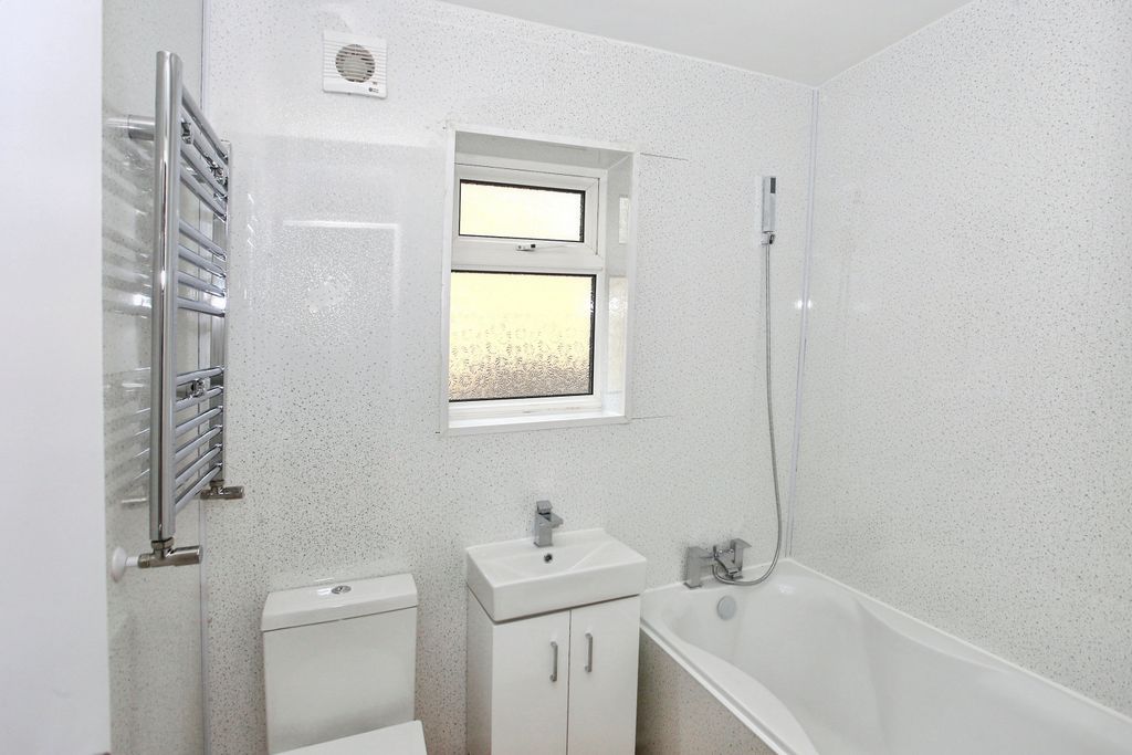 Additional image 14 of 5 bed semi-detached house to rentBathurst, Peterborough PE2