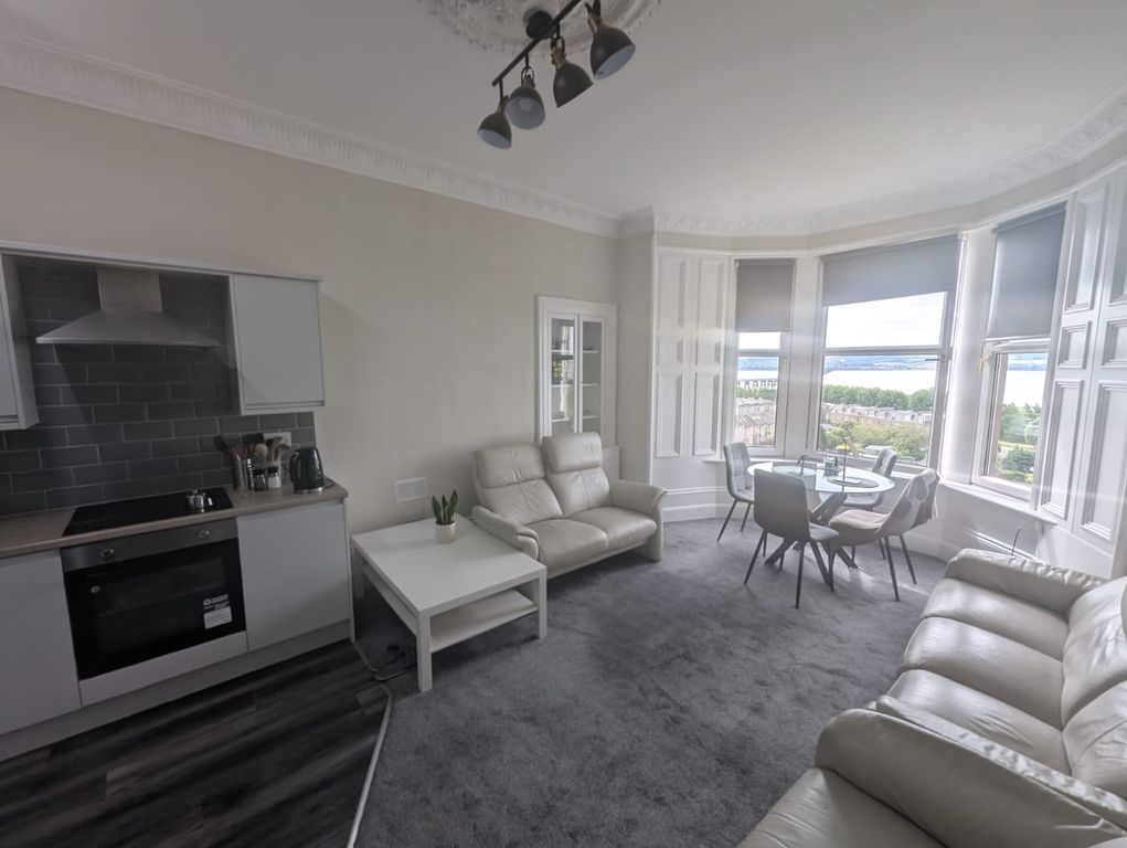 4 bed flat to rent378 Perth Road, Dundee DD2