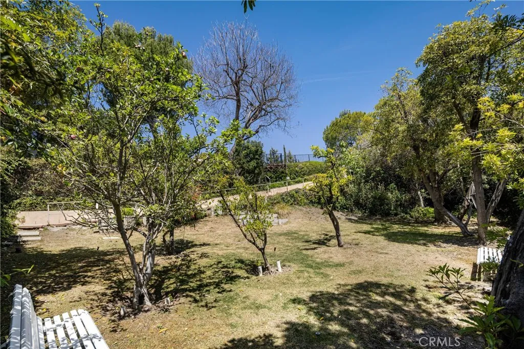Additional image 41 of 1110 Bel Air Place, Los Angeles, CA 90077