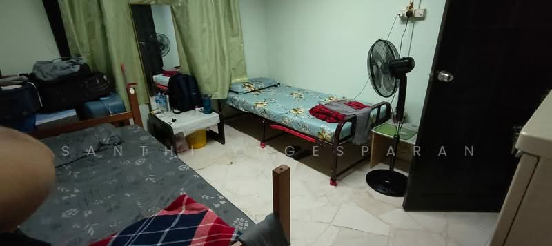 635 Yishun Street 61 photo 3
