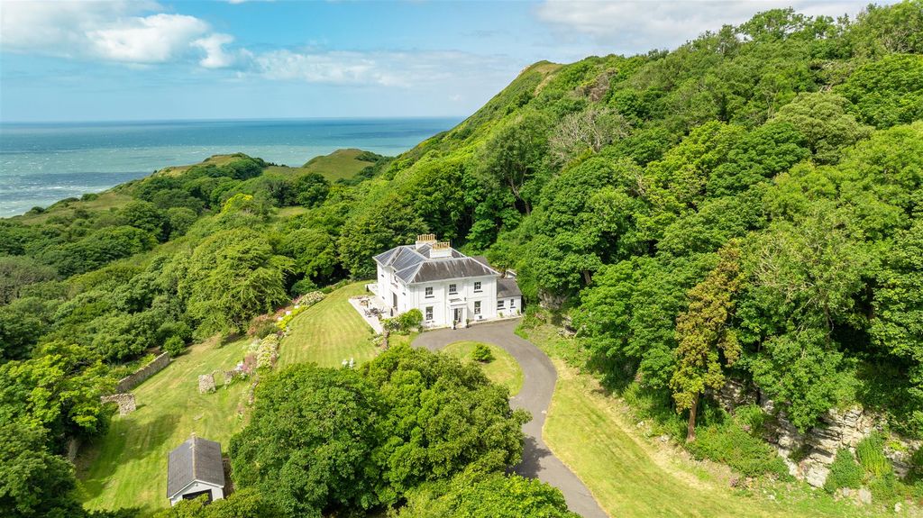 Additional image 3 of 5 bed detached house for saleNiton Undercliff, Isle Of Wight PO38