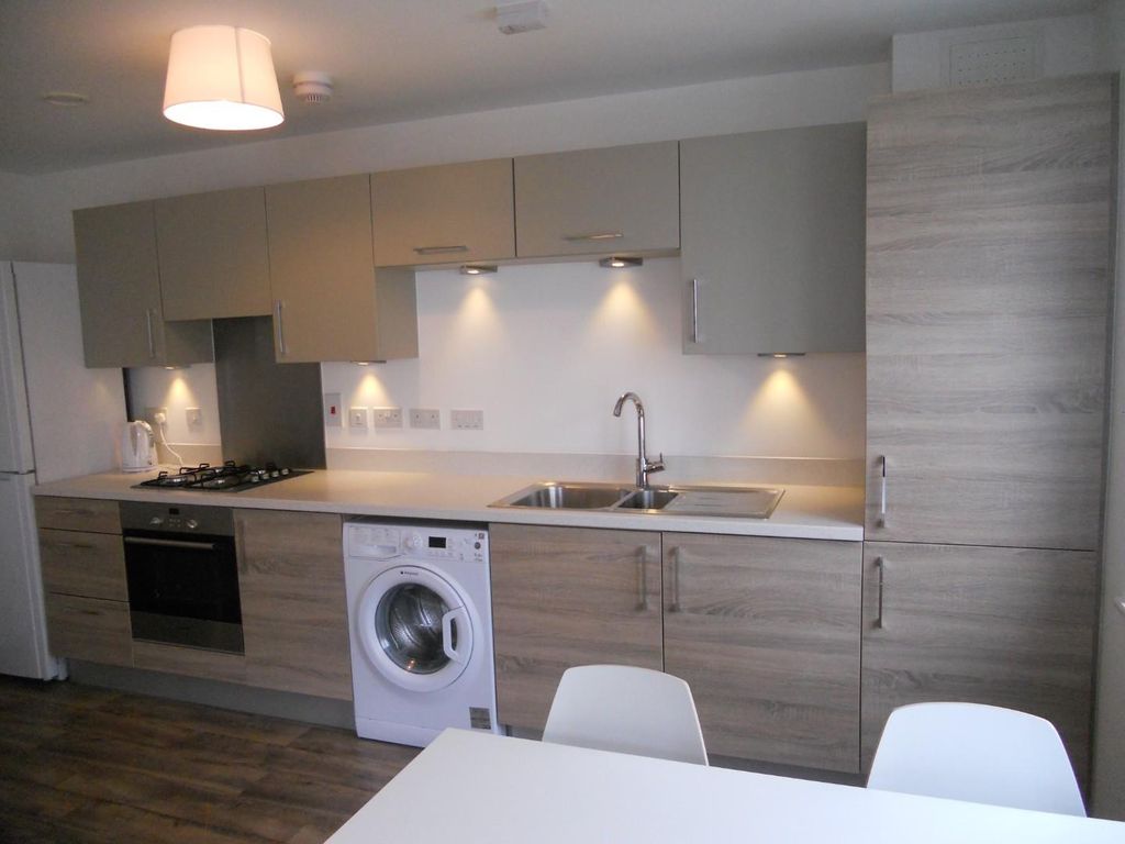 Additional image 3 of 2 bed flat to rentTrem Elai, Penarth CF64