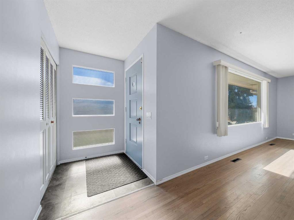 Additional image 3 of 5123 Bulyea Road NW, Calgary, AB, T2L 2H8