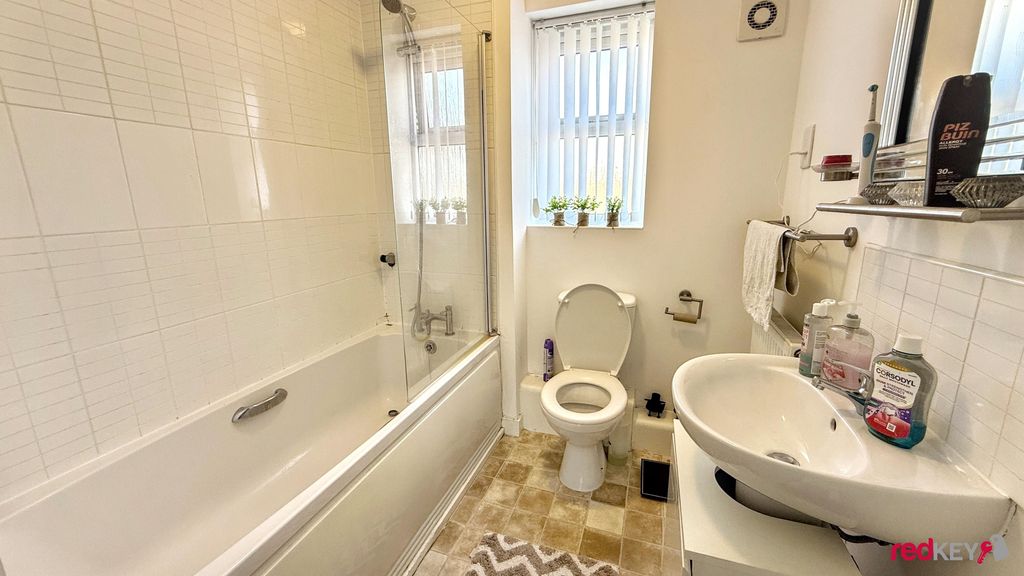 Additional image 8 of 2 bed flat to rentArgosy Way, Newport NP19