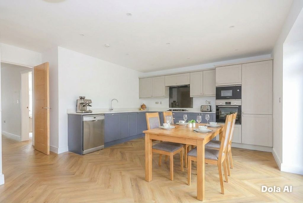 Additional image 5 of 5 bed detached house for saleRookery Road, Lanesfield, Wolverhampton WV4