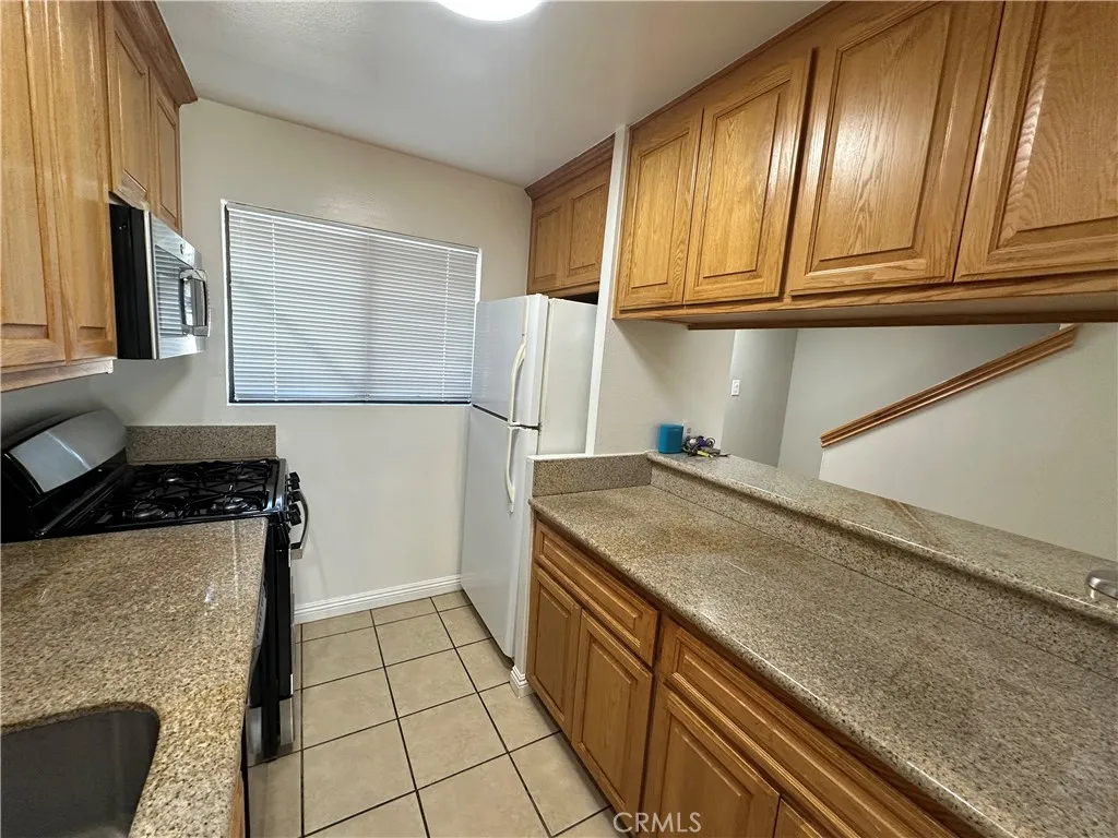 Additional image 9 of 15031 Chatsworth St Unit 22, Mission Hills (San Fernando), CA 91345