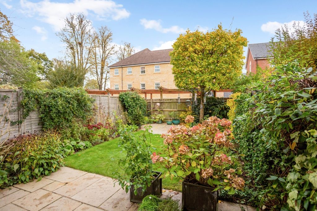Additional image 14 of 4 bed end terrace house to rentOld College Road, Newbury RG14