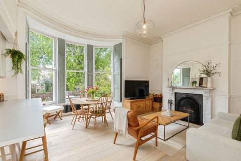 Chertsey Road, Bristol BS6
