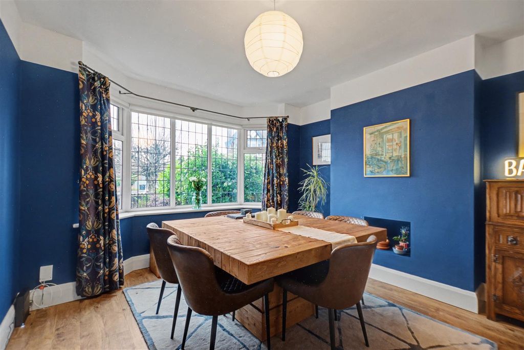 Additional image 8 of 3 bed semi-detached house for saleLarch Crescent, Beeston, Nottingham NG9