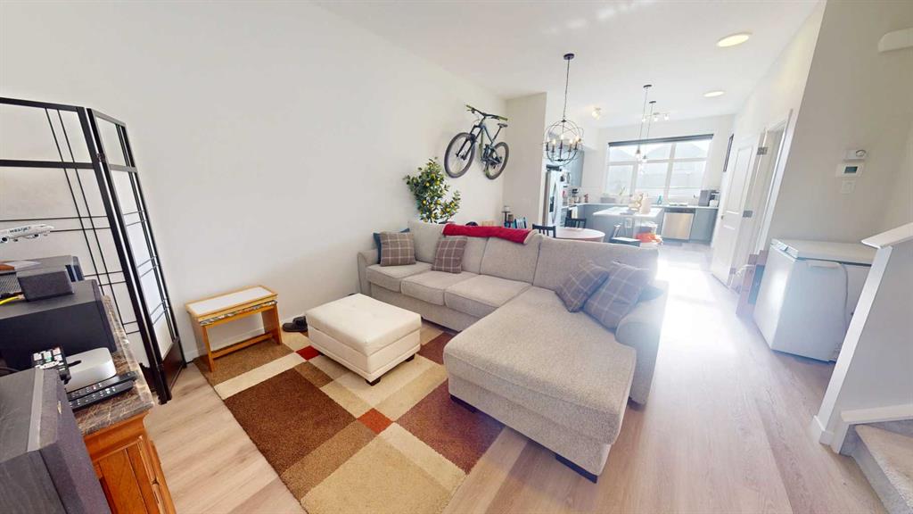 Additional image 6 of 163 Magnolia Way SE, Calgary, AB, T3M 2W3
