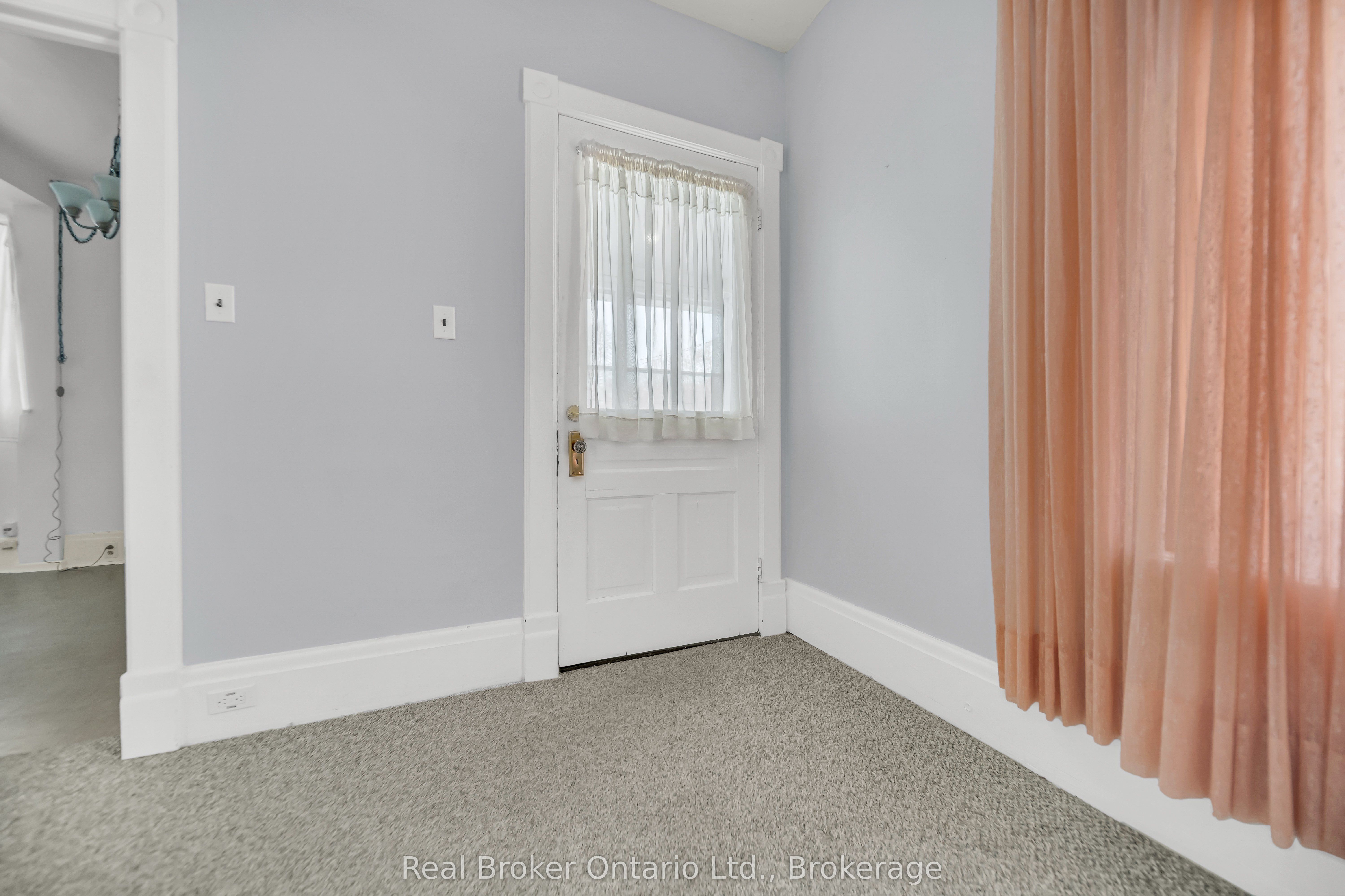 Additional image 4 of 141 Samuel Street, Kitchener, ON, N2H 1P9