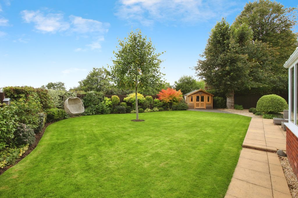 Additional image 26 of 5 bed detached house for saleMons Close, Newport NP20