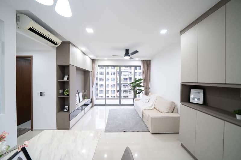 180 Canberra Drive photo 3