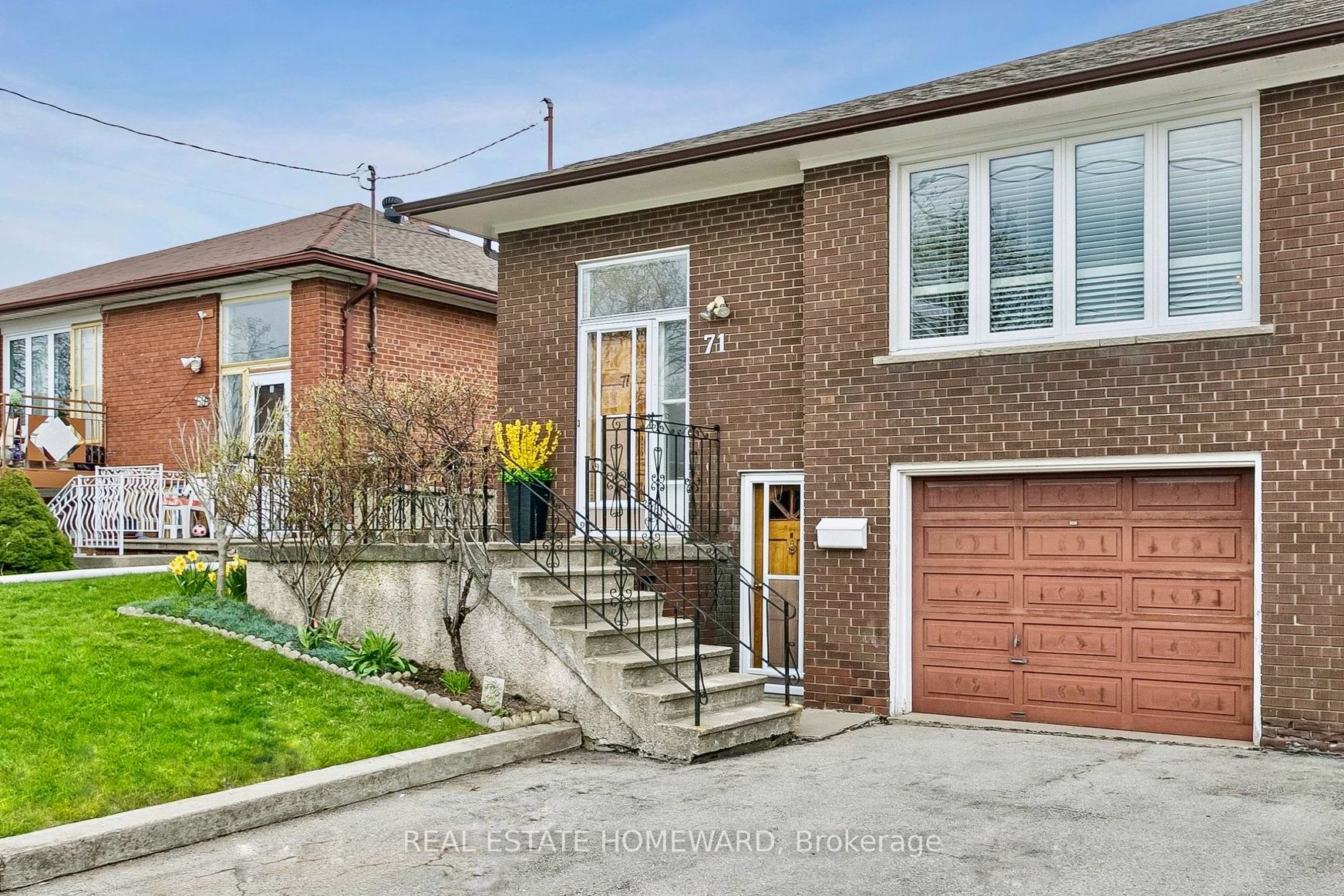 Additional image 2 of 71 Thwaite Avenue, Toronto, ON, M3L 2C8
