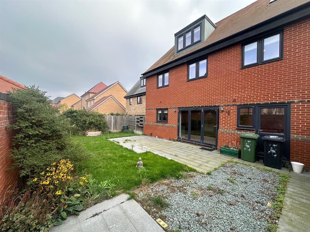 Additional image 35 of 5 bed detached house to rentMemorial Way, Off Thorpe Road, Peterborough PE3