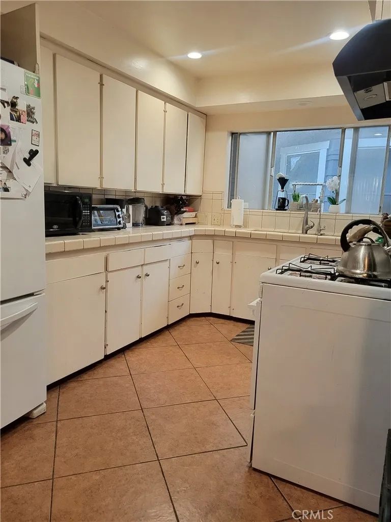 Additional image 39 of 1934 Vineyard Avenue, Los Angeles, CA 90016