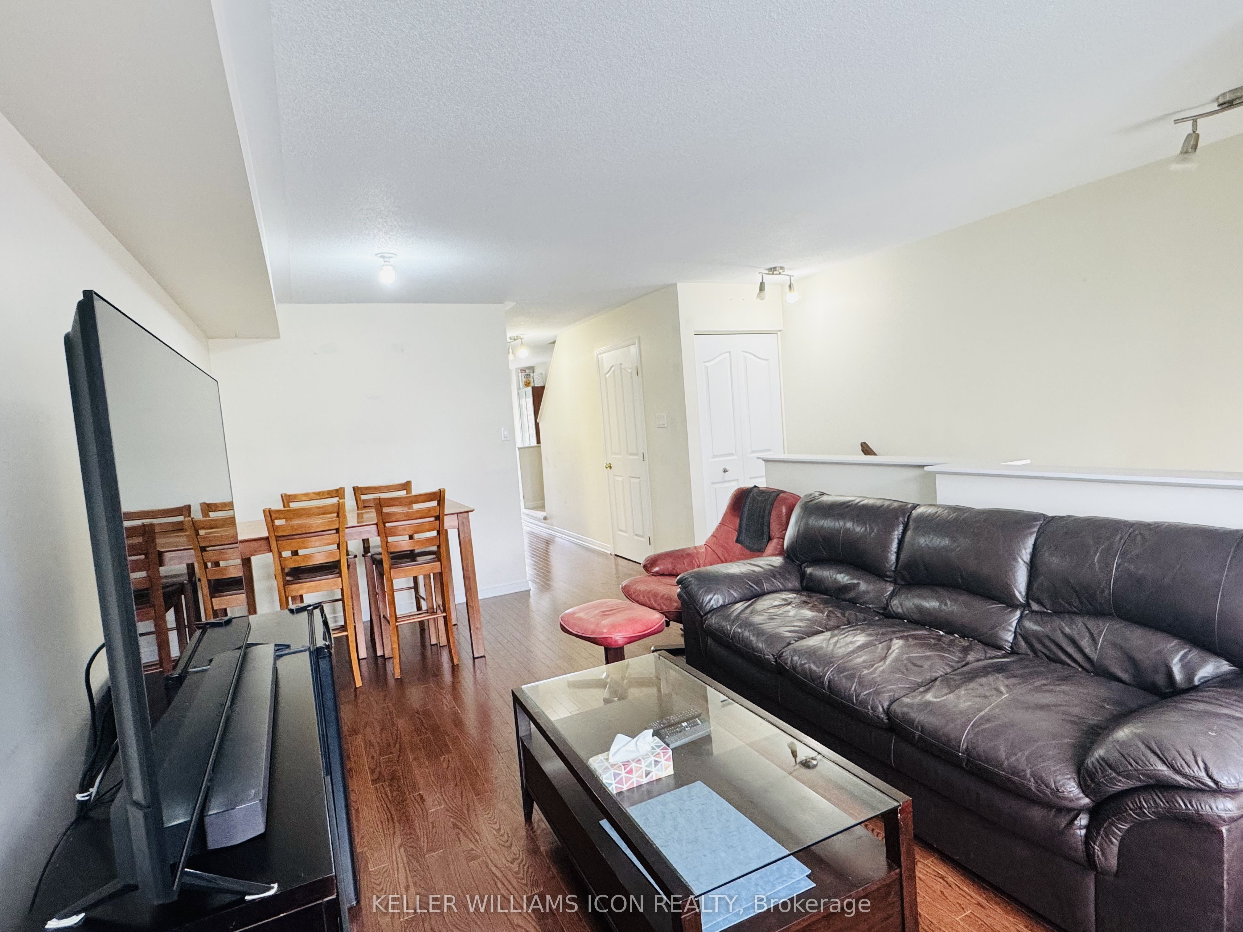 Additional image 5 of 213 Stroget Private, Ottawa, ON, K2E 0A9