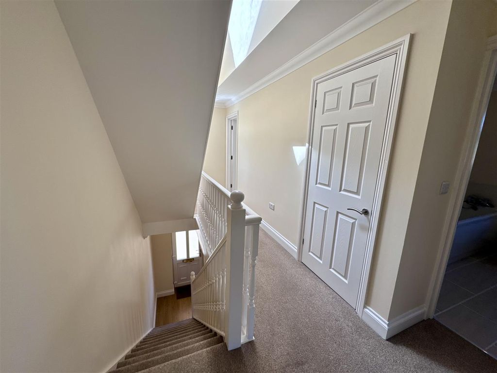 Additional image 16 of 6 bed detached house to rentWalnut Tree House, Caerwent, Caldicot NP26