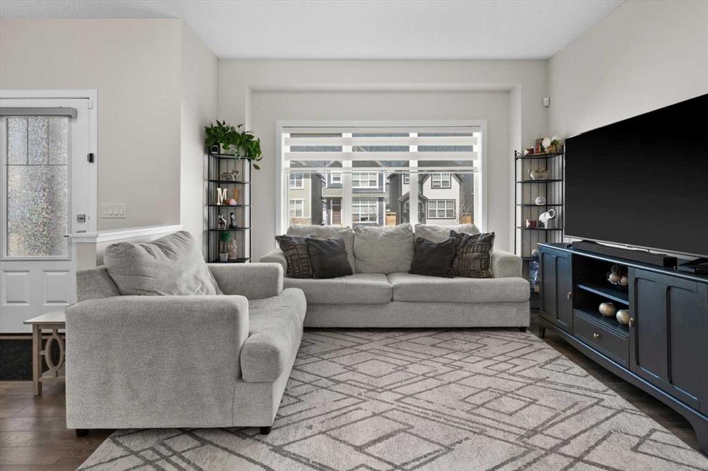 Additional image 6 of 589 Masters Road SE, Calgary, AB, T3M 2W3