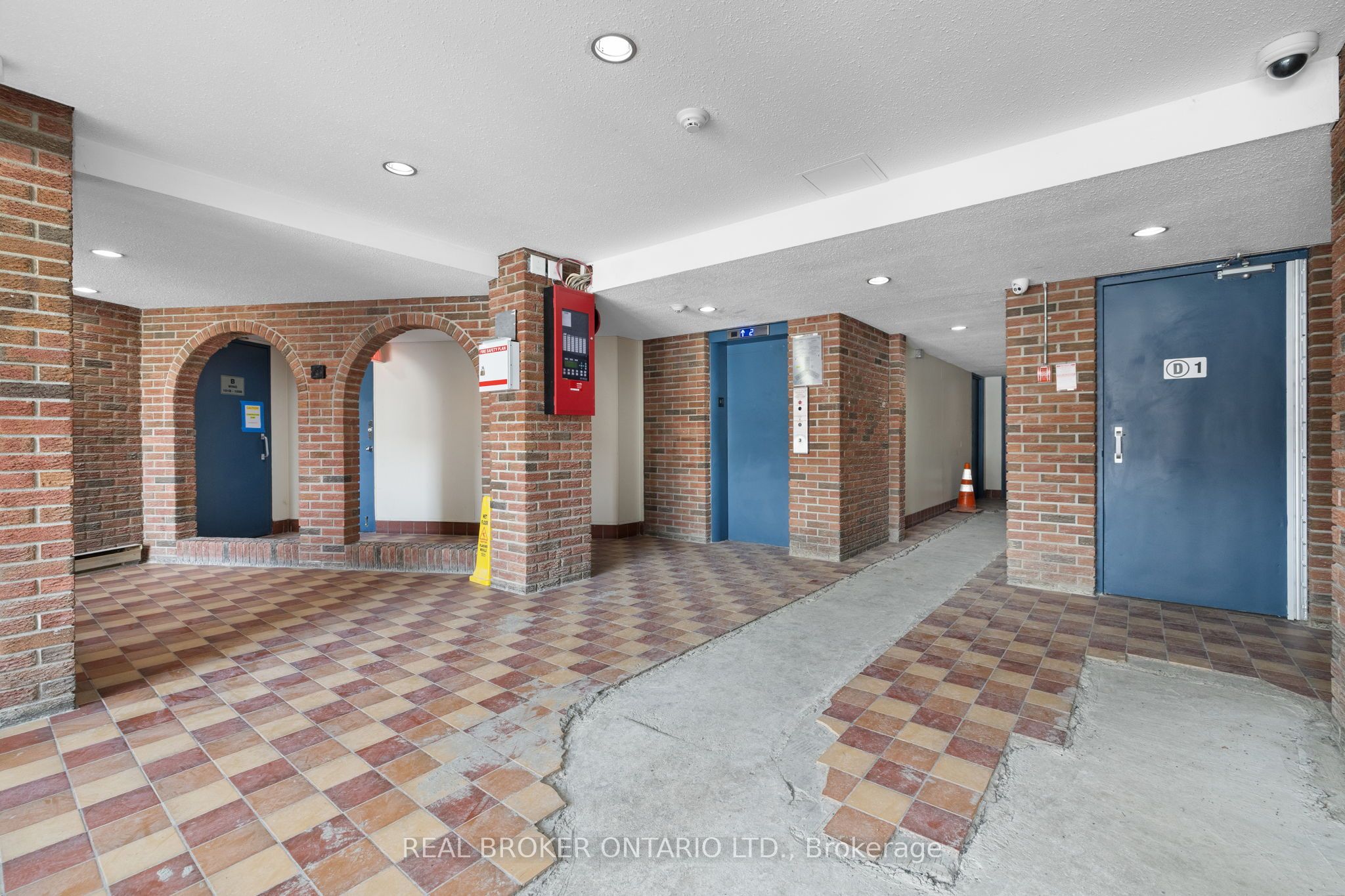 Additional image 2 of 103C-2041 Arrowsmith Drive, Ottawa, ON, K1J 7V7