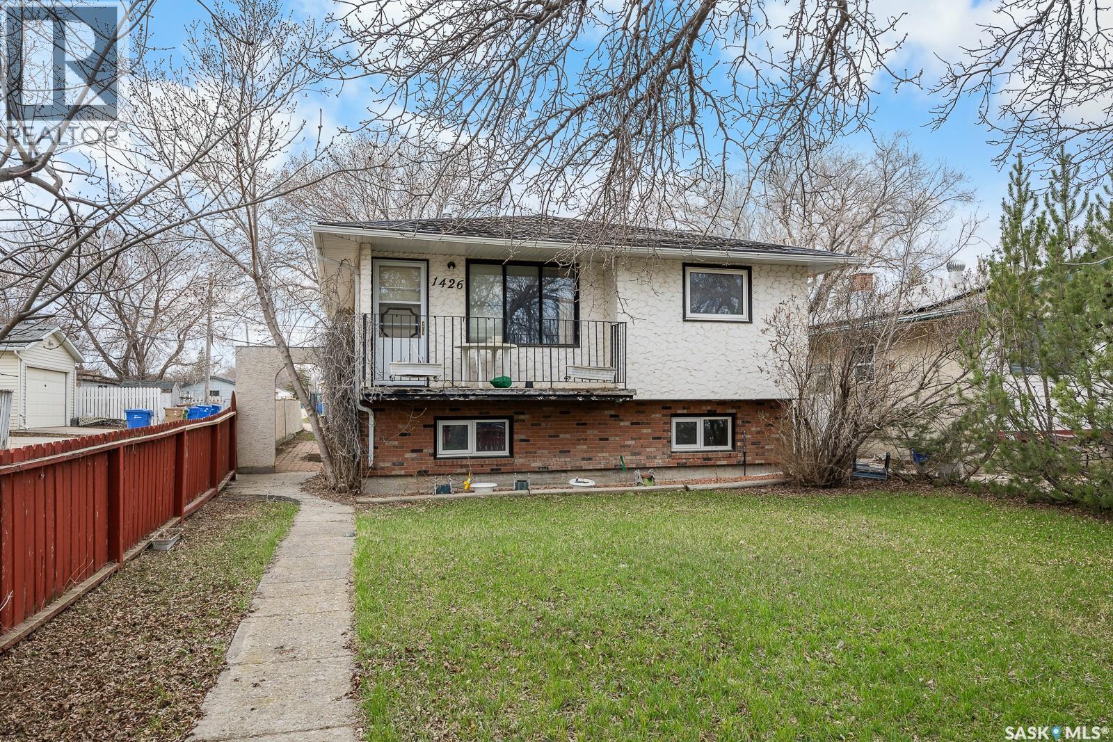 1426 Southam Street, Regina, SK, S4T6T7