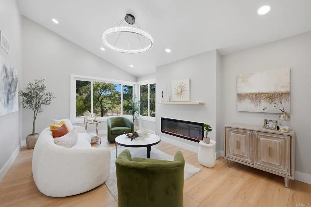 Additional image 3 of 2640 Chestnut Avenue, Carlsbad, CA 92010